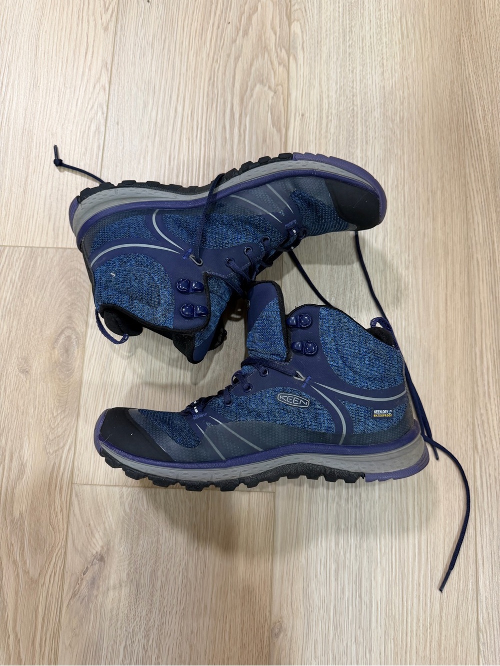 KEEN Women's Terradora 2 Mid Hiking Boots